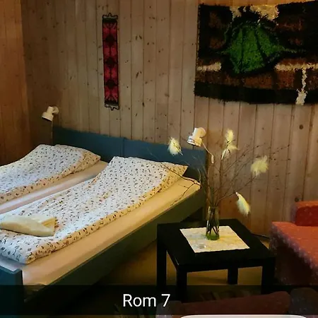 多姆巴斯汽车旅馆 2*